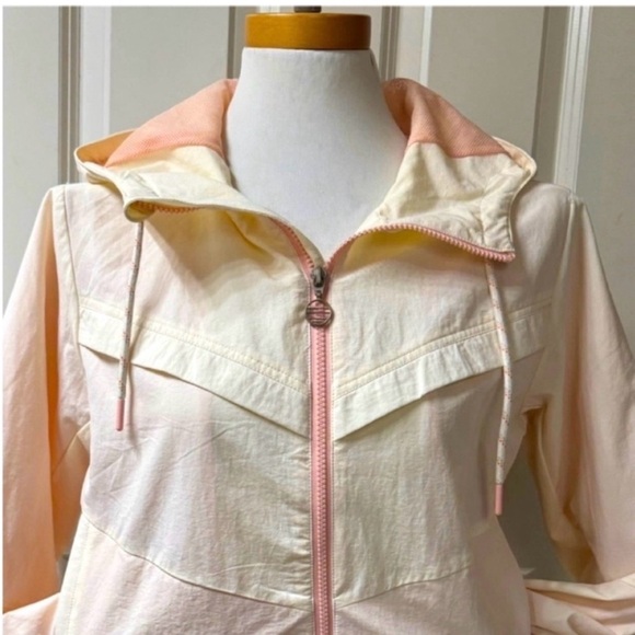 Marine Layer GABBY Hooded Winbreaker Jacket - Picture 5 of 14